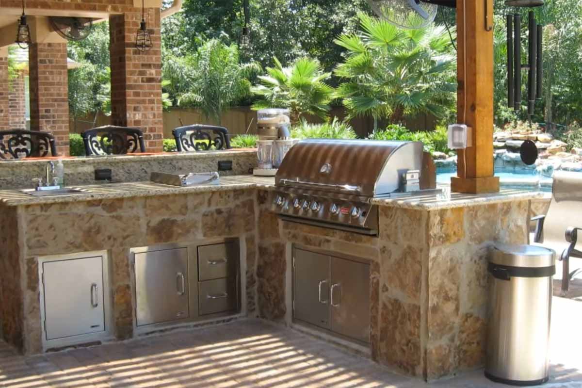 Outdoor Kitchen Installers for Virginia, Washington and Maryland